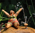 Badespass in Bayern - Vogeltränke aus Ton Badespass in Bayern - Vogeltränke aus Ton